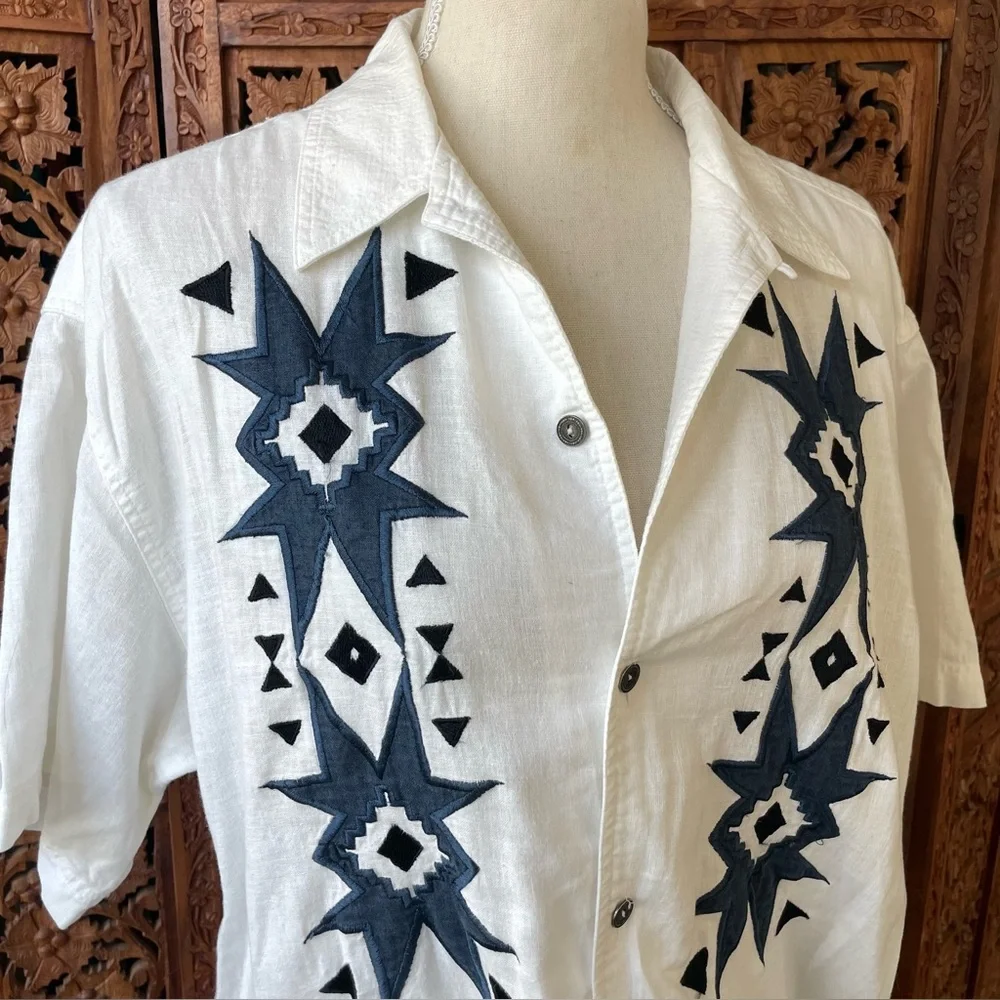 White Embroidered Men's Short Sleeve Cotton Linen Shirt Western Aztec - Picture 6 of 11